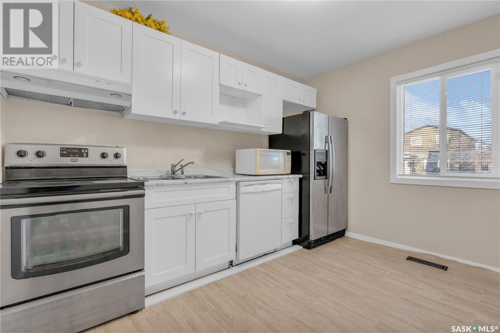 760 Rae Street, Regina, Saskatchewan  S4T 2A9 - Photo 6 - SK998781
