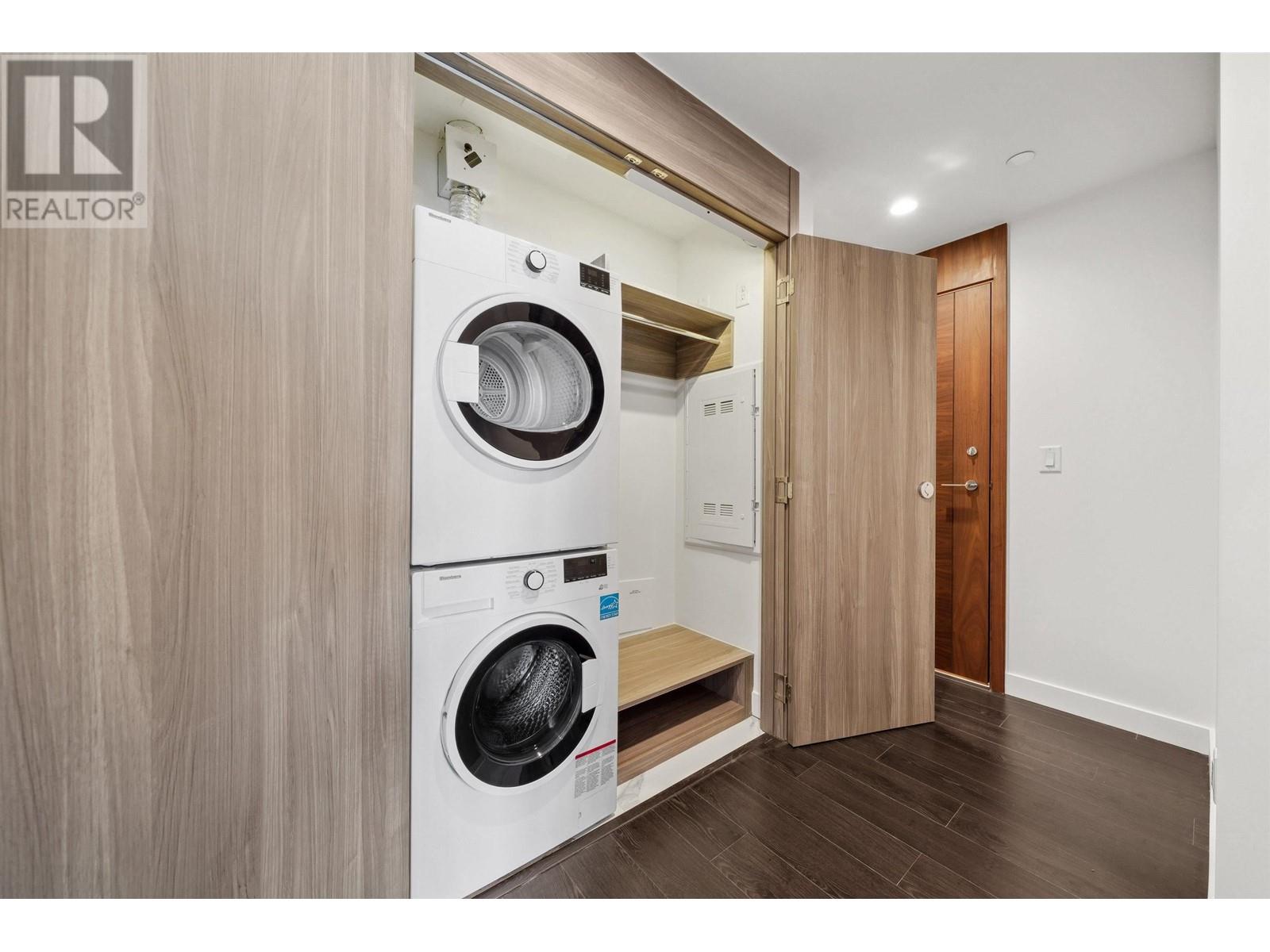 Listing Picture 6 of 21 : 1002 4880 LOUGHEED HIGHWAY, Burnaby / 本拿比 - 魯藝地產 Yvonne Lu Group - MLS Medallion Club Member