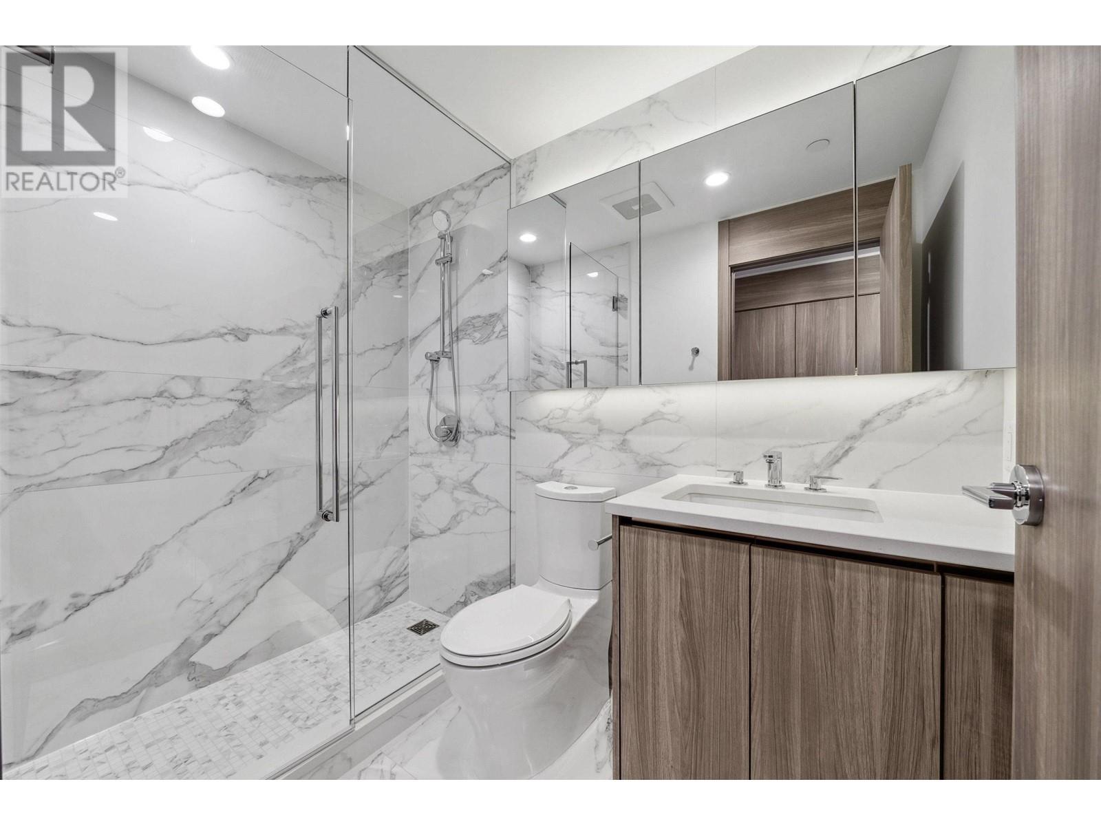 Listing Picture 9 of 21 : 1002 4880 LOUGHEED HIGHWAY, Burnaby / 本拿比 - 魯藝地產 Yvonne Lu Group - MLS Medallion Club Member