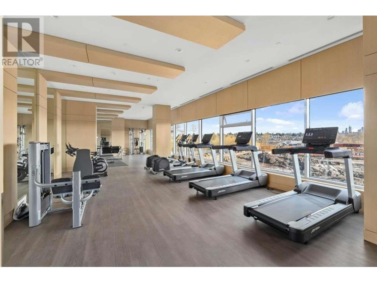 Listing Picture 16 of 21 : 1002 4880 LOUGHEED HIGHWAY, Burnaby / 本拿比 - 魯藝地產 Yvonne Lu Group - MLS Medallion Club Member