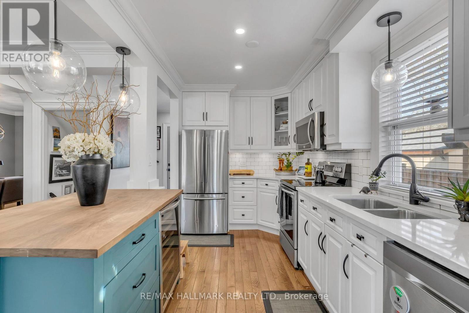 Property at 10 MCKAY ROAD image 2