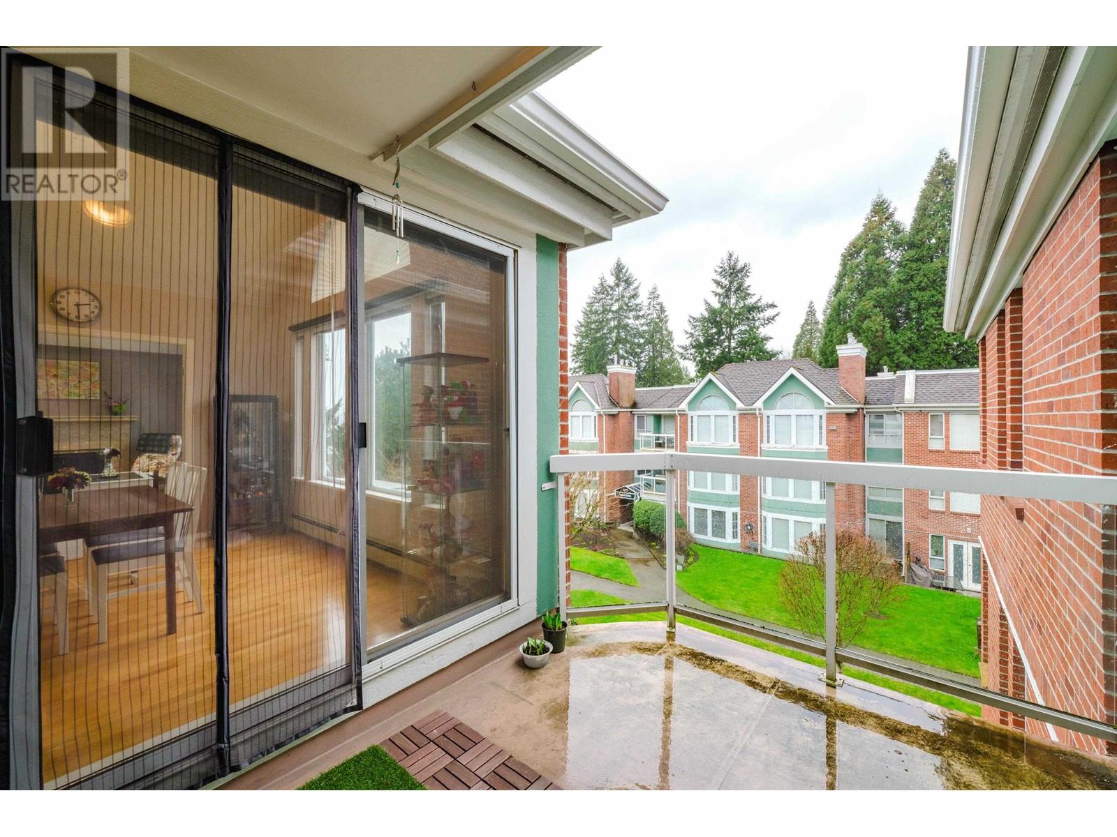 Listing Picture 30 of 34 : 308 1655 AUGUSTA AVENUE, Burnaby / 本拿比 - 魯藝地產 Yvonne Lu Group - MLS Medallion Club Member