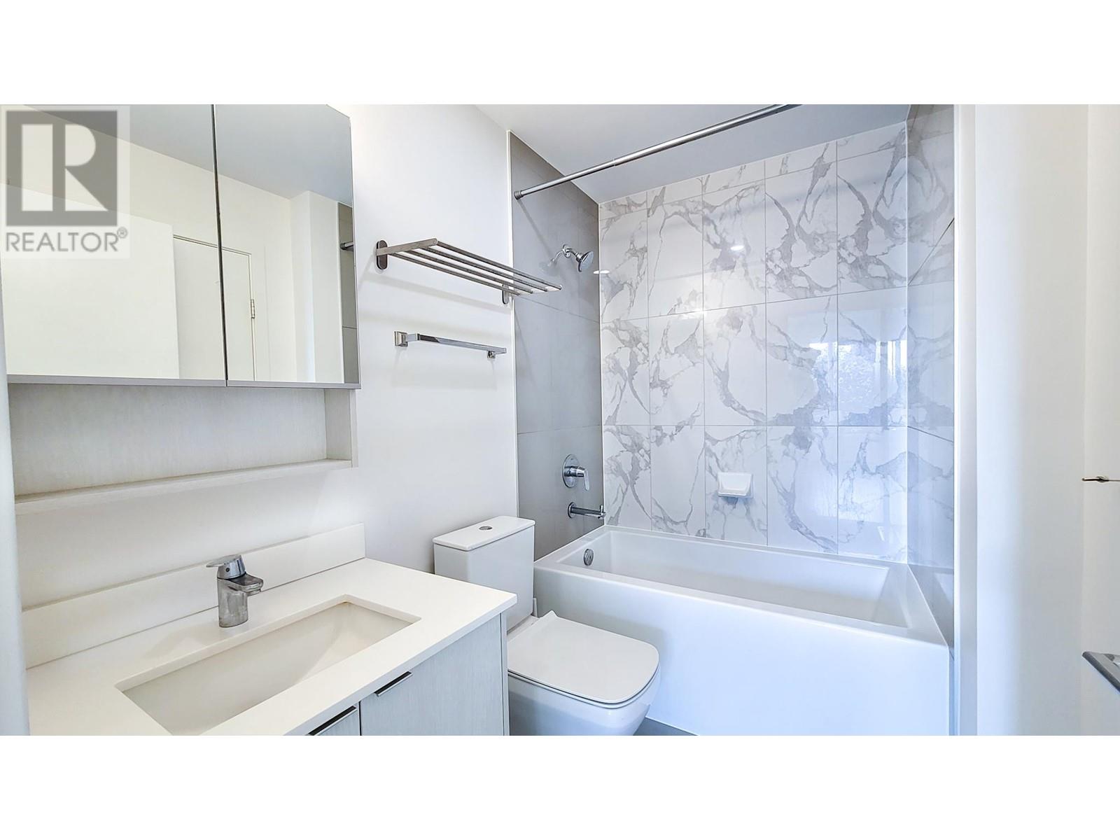 211 621 Regan Avenue, Coquitlam, British Columbia  V3J 0K1 - Photo 11 - R2977624