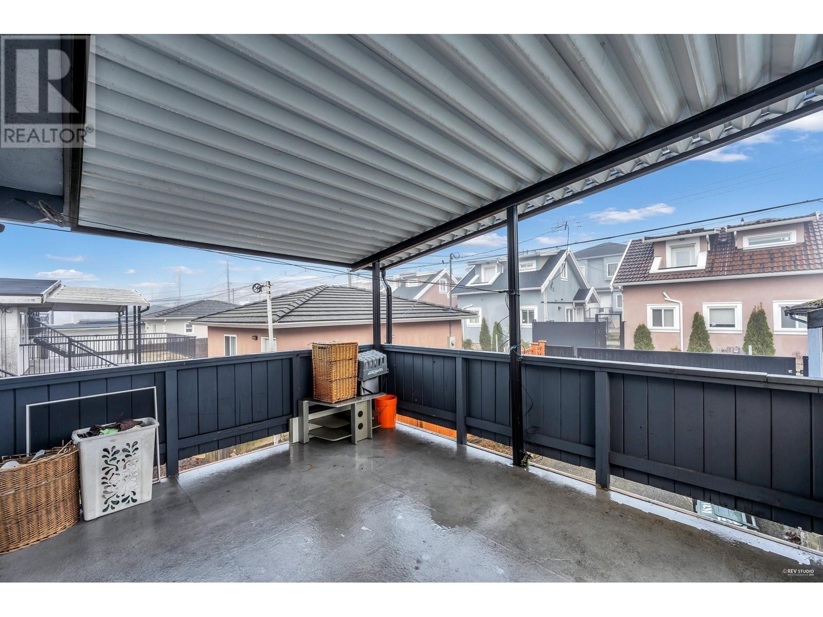 Listing Picture 20 of 35 : 1237 E 64TH AVENUE, Vancouver / 溫哥華 - 魯藝地產 Yvonne Lu Group - MLS Medallion Club Member