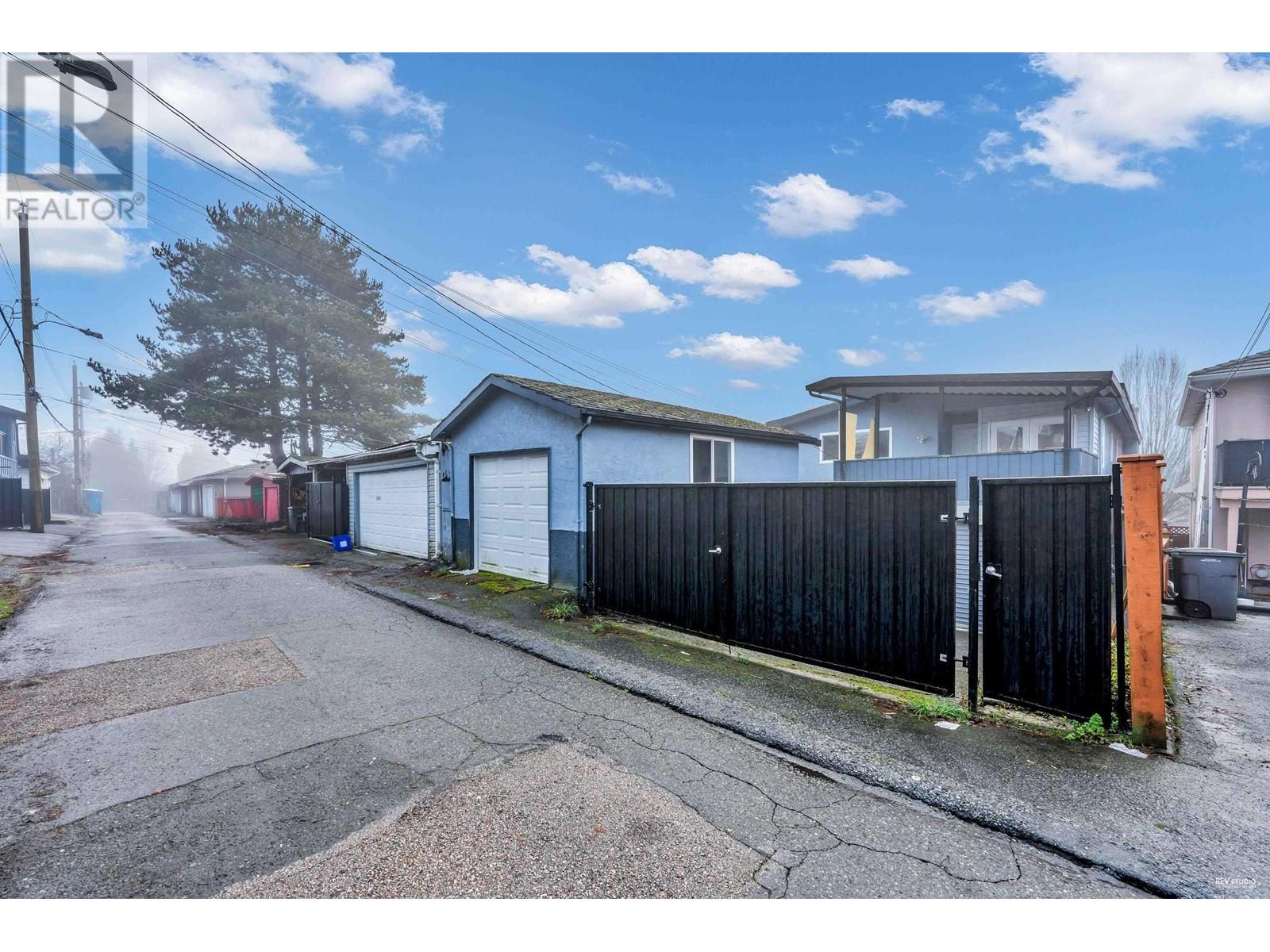 Listing Picture 34 of 35 : 1237 E 64TH AVENUE, Vancouver / 溫哥華 - 魯藝地產 Yvonne Lu Group - MLS Medallion Club Member