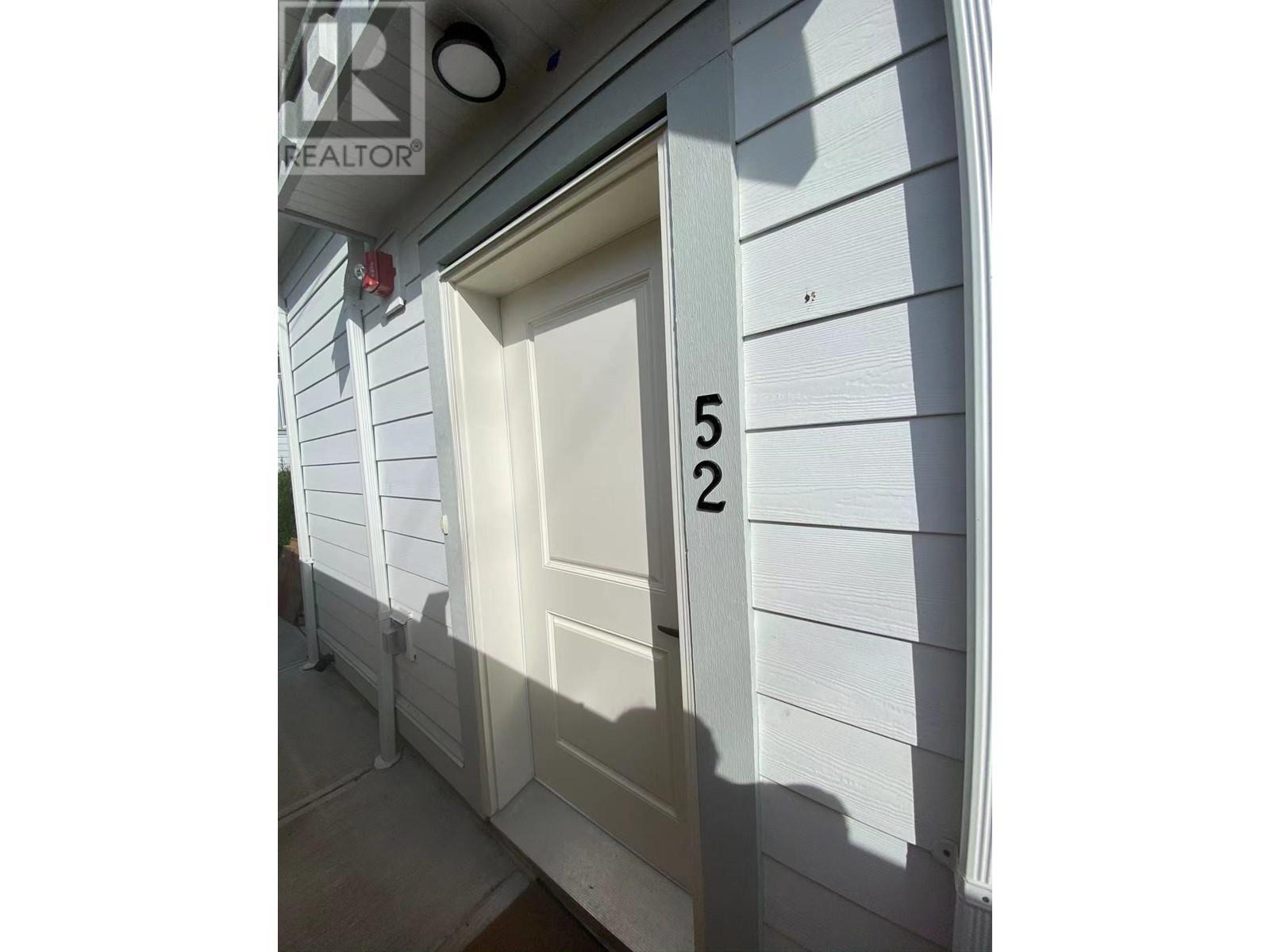 5x 51st Avenue, Vancouver, British Columbia  V5X 1B9 - Photo 2 - R2977634