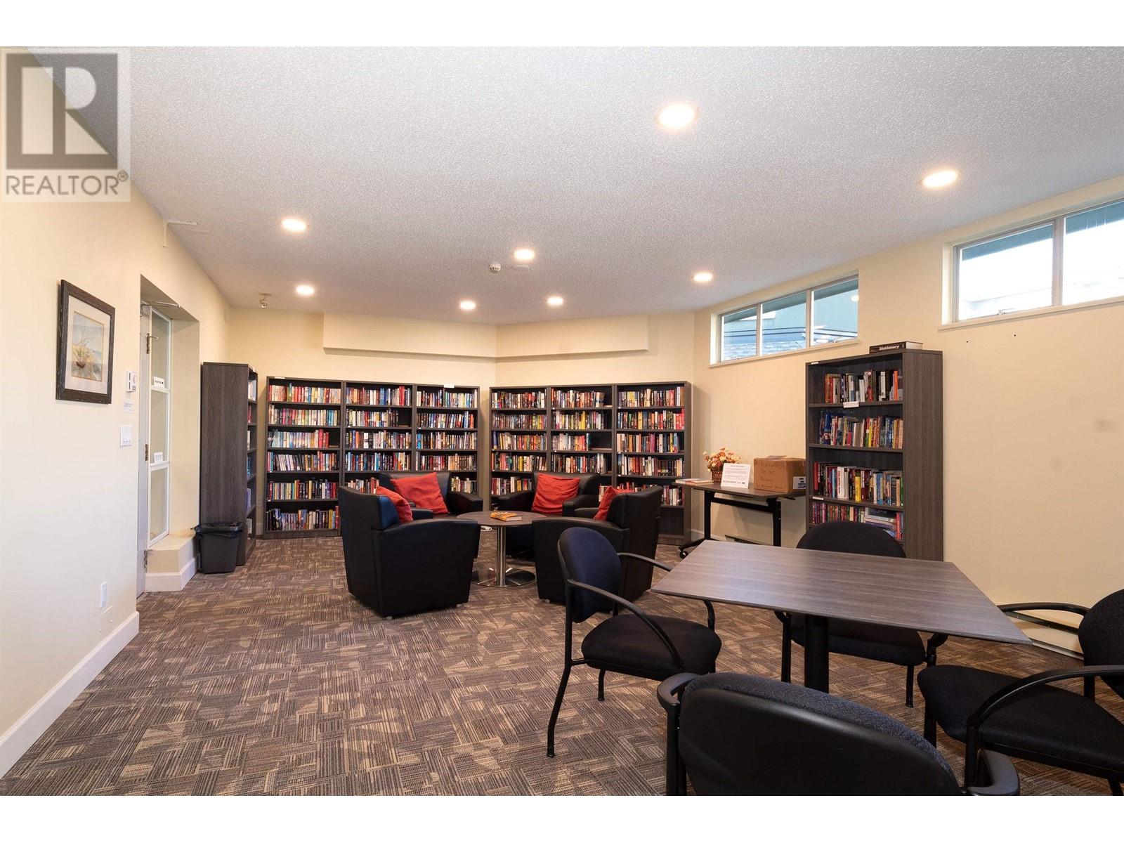 201 2800 Chesterfield Avenue, North Vancouver, British Columbia  V7N 4M1 - Photo 31 - R2977564