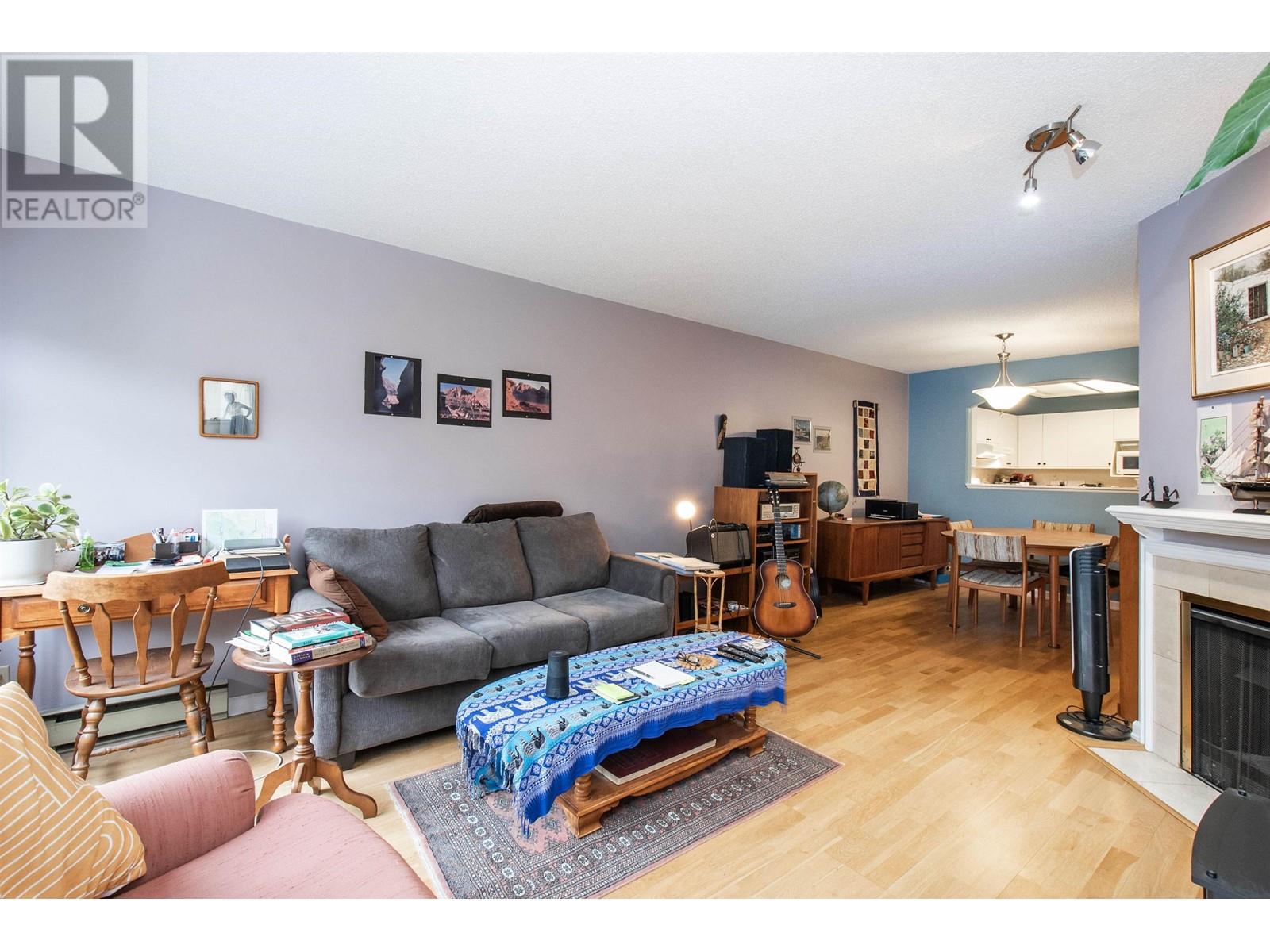 201 2800 Chesterfield Avenue, North Vancouver, British Columbia  V7N 4M1 - Photo 12 - R2977564