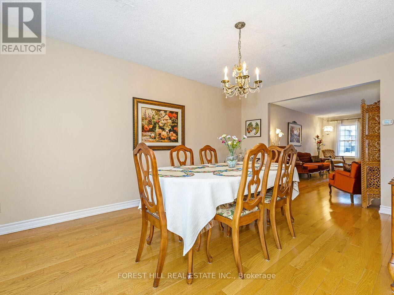57 Newport Street, Brampton, Ontario  L6S 4N1 - Photo 6 - W11924187