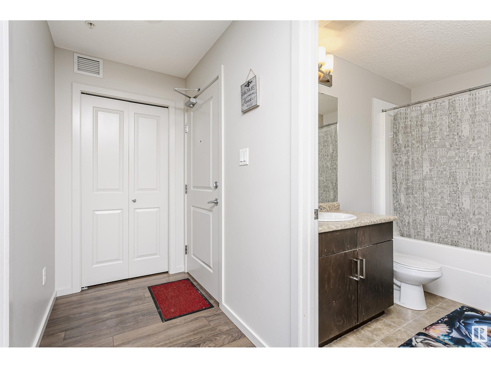 Property at #209 142 EBBERS BV NW image 3