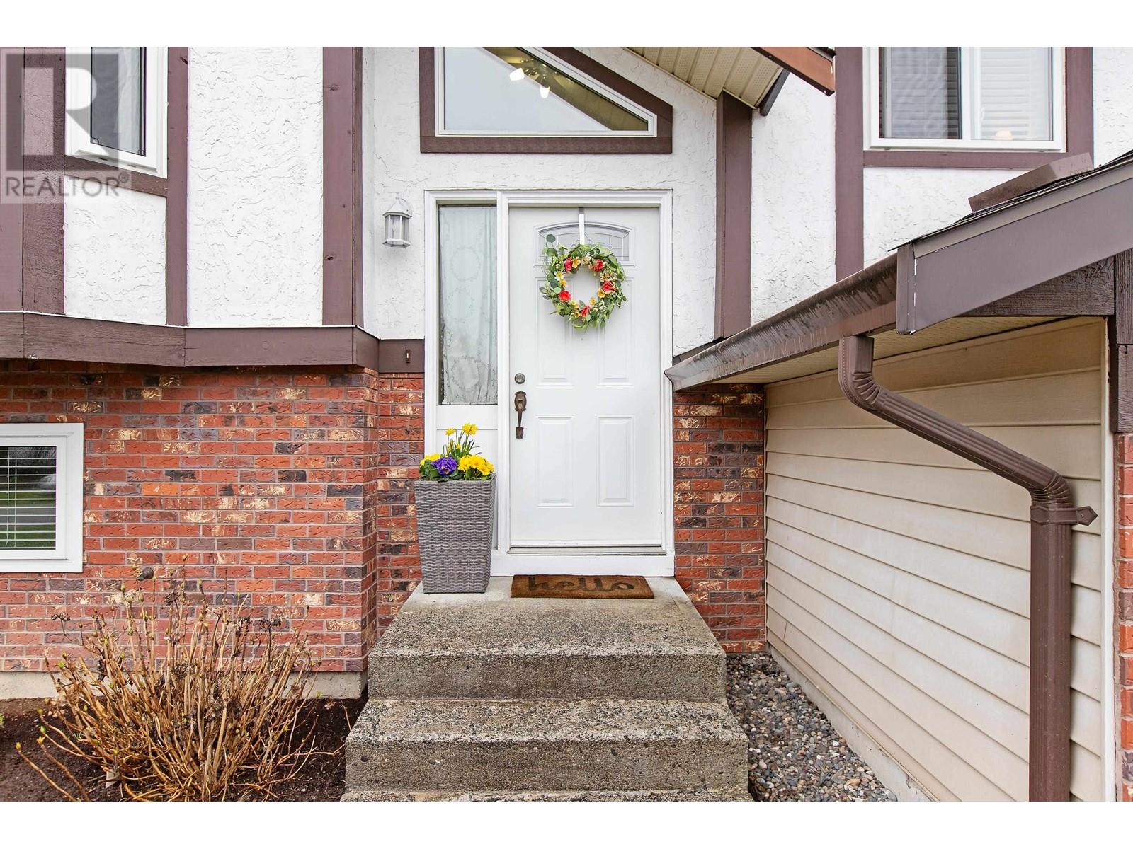 11990 Meadowlark Drive, Maple Ridge, British Columbia  V2X 9M1 - Photo 2 - R2977528