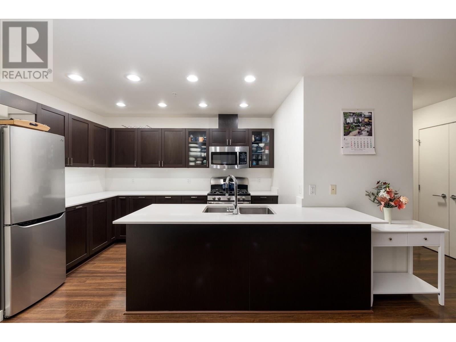 Ph3 4815 Eldorado Mews, Vancouver, British Columbia  V5R 0B2 - Photo 21 - R2974522