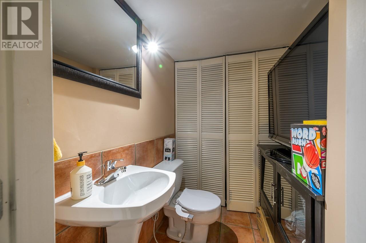 Property at 2365 Abbeyglen Way Unit# 8 image 4