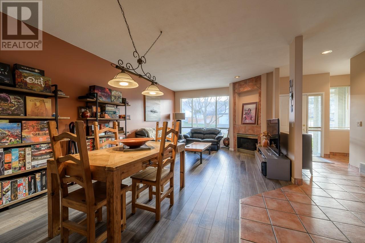 Property at 2365 Abbeyglen Way Unit# 8 image 5