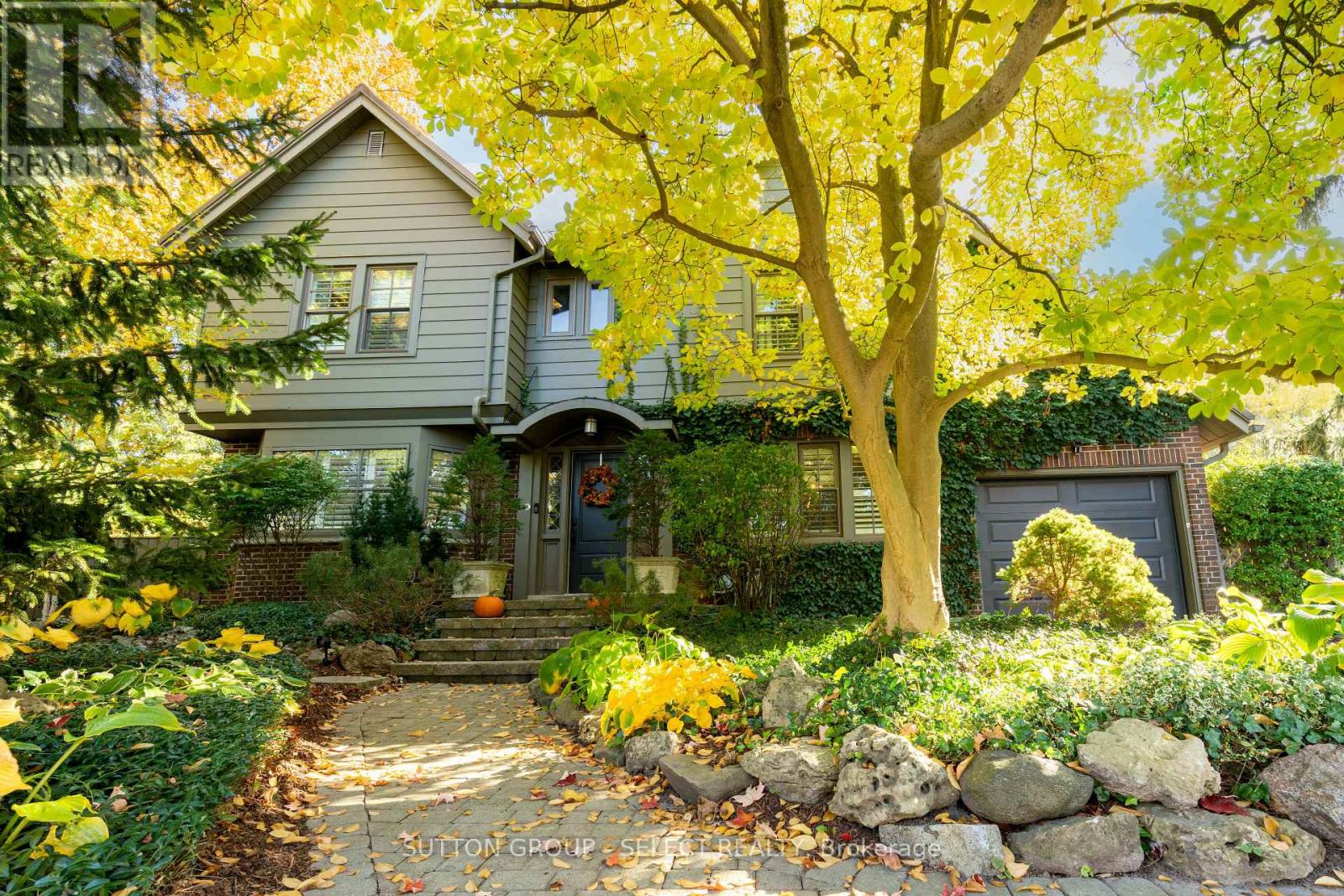 387 Cheapside Street