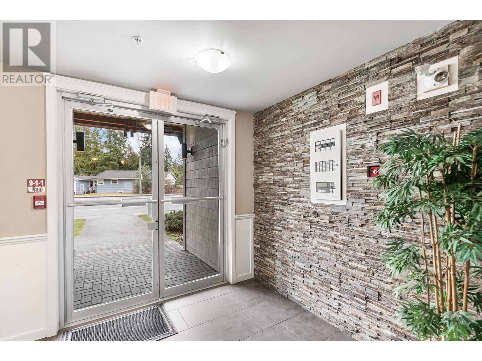 305 22858 Lougheed Highway, Maple Ridge, British Columbia  V2X 2V6 - Photo 5 - R2977600