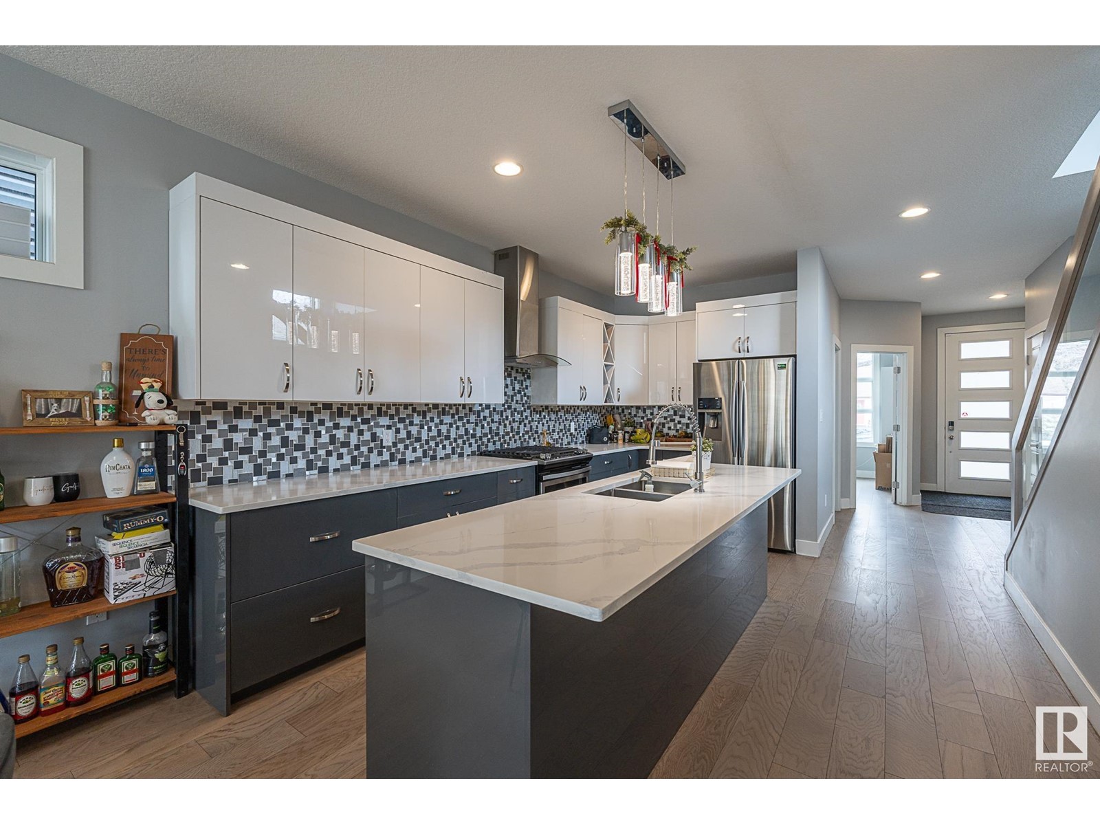 Property at 11031 132 ST NW image 3