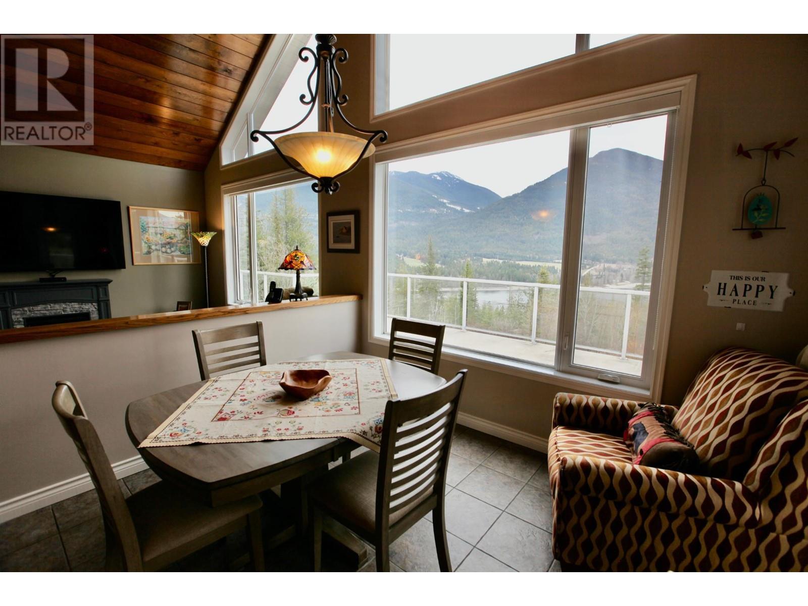 Property at 6817 GRANDVIEW Drive image 5