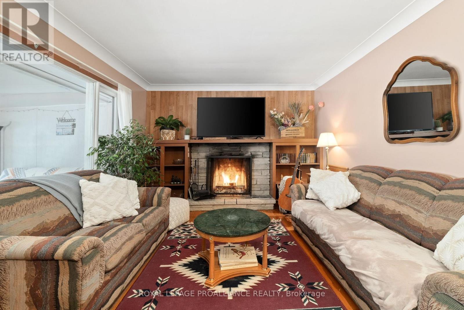 40 Mayne Lane, Prince Edward County (Hallowell Ward), Ontario  K0K 2T0 - Photo 13 - X12018177