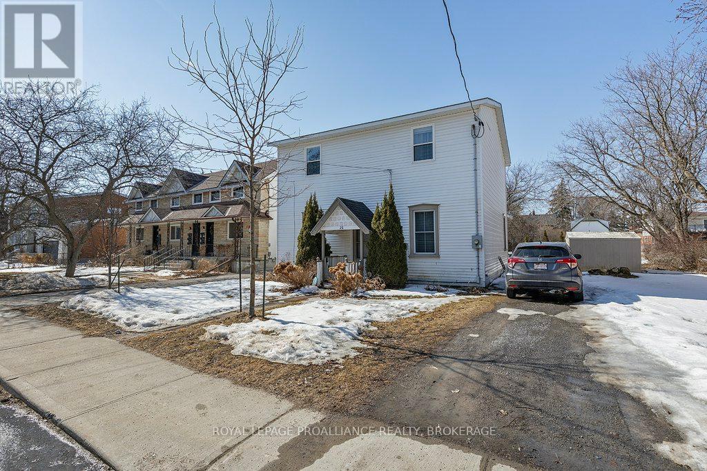 28 Pembroke Street, Kingston, Ontario  K7L 4N5 - Photo 2 - X12018001