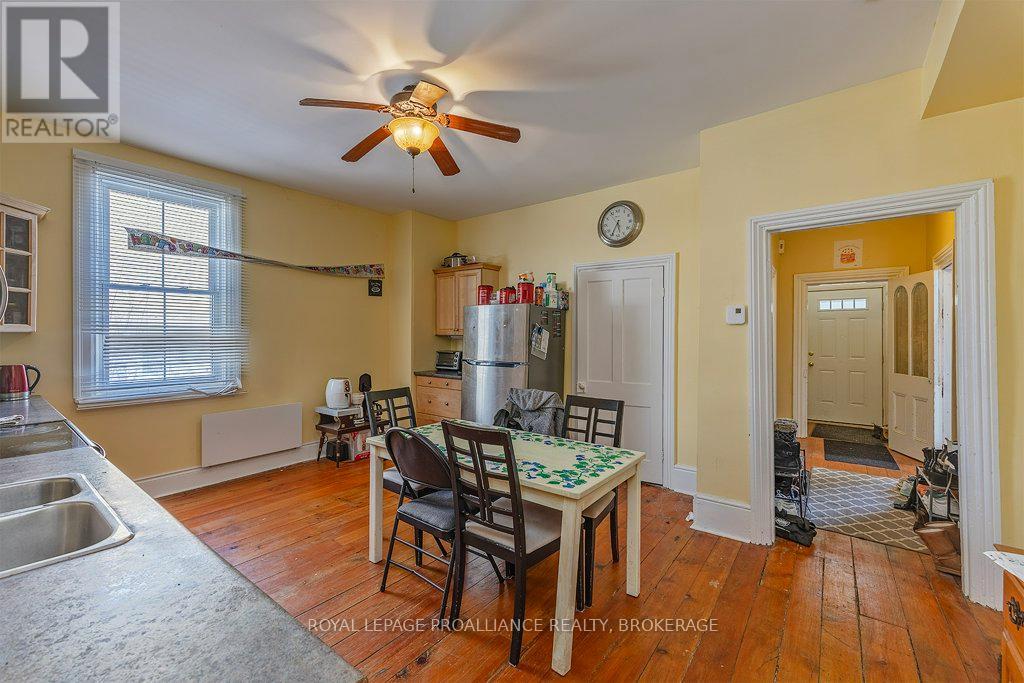 28 Pembroke Street, Kingston, Ontario  K7L 4N5 - Photo 20 - X12018001