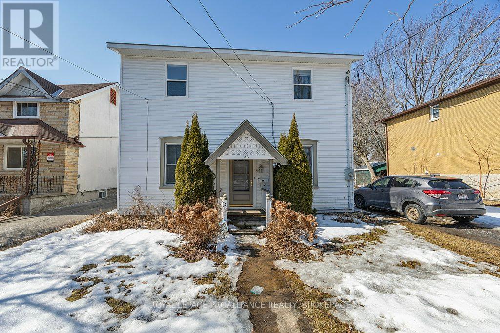 28 Pembroke Street, Kingston, Ontario  K7L 4N5 - Photo 3 - X12018001
