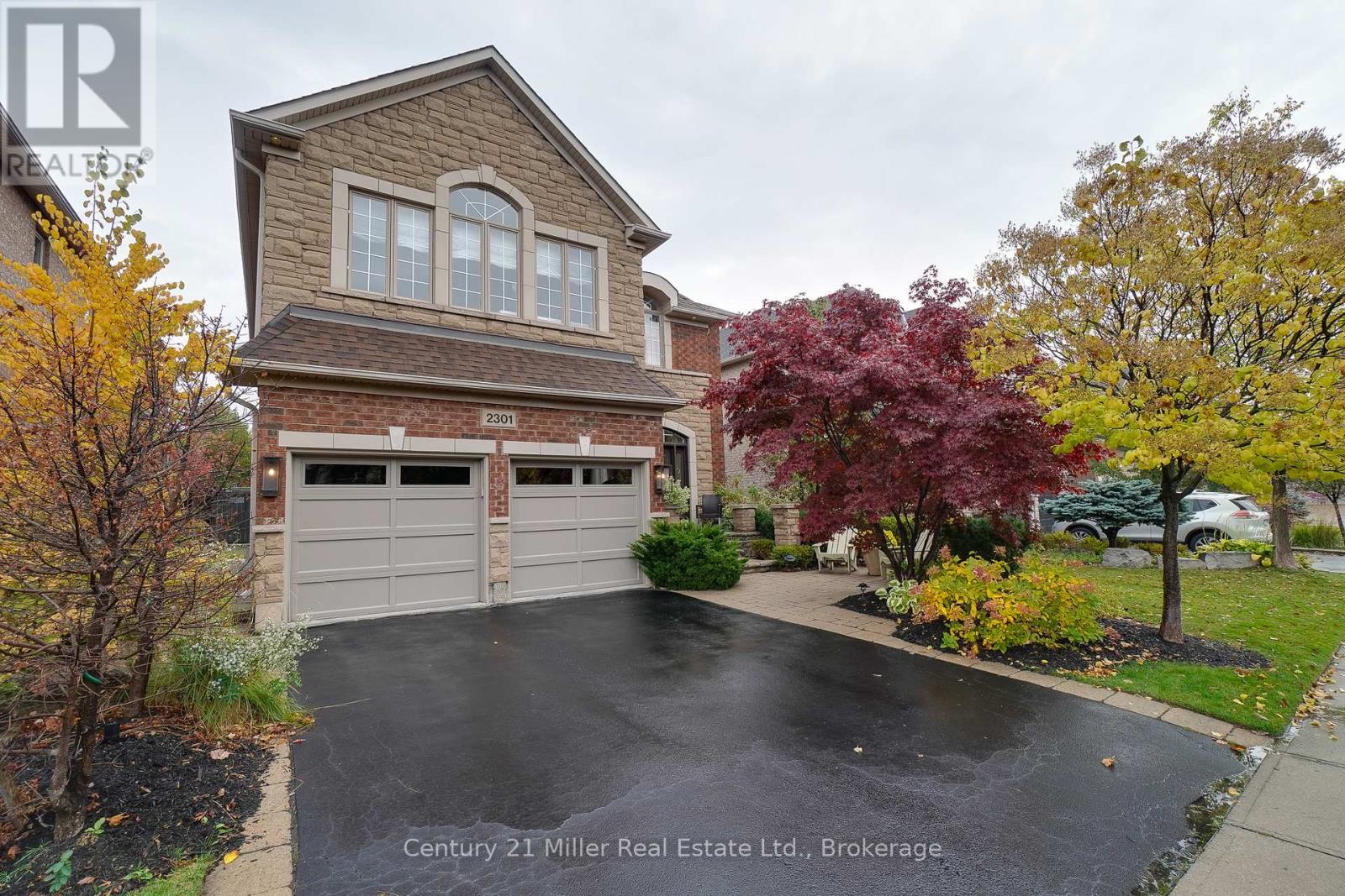 2301 HERTFORDSHIRE WAY, Oakville, Ontario