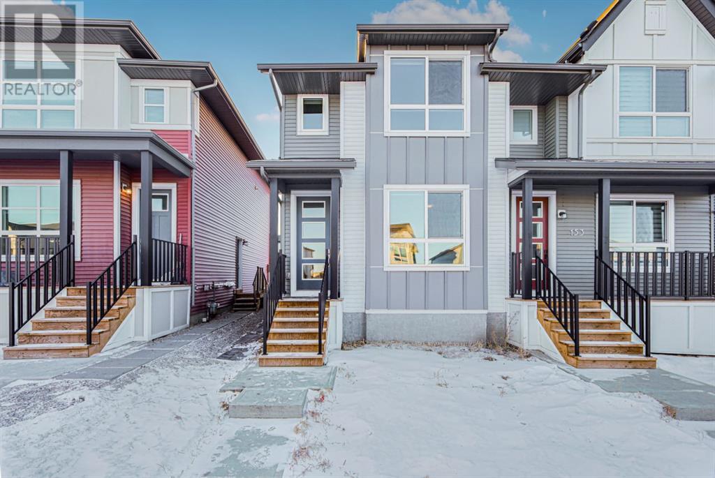 Property at 157 Belmont Drive SW image 1