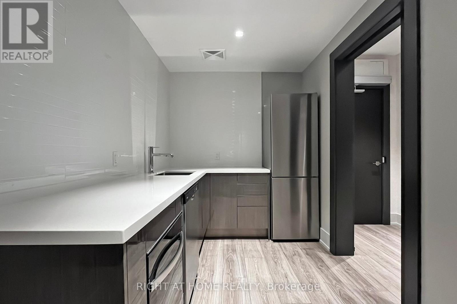 1012 - 286 Main Street, Toronto, Ontario  M4C 4X4 - Photo 37 - E12018215