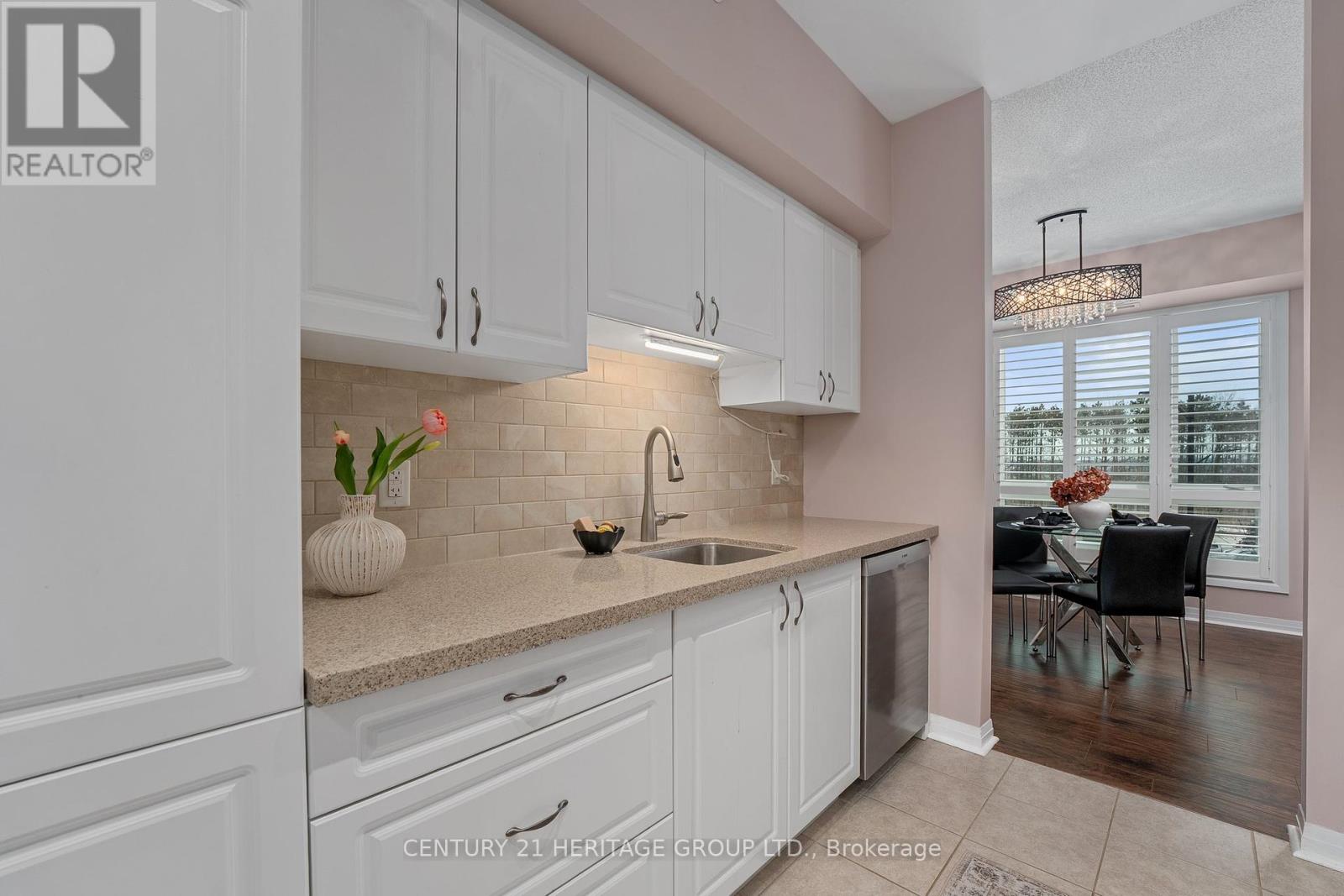 201 - 306 Essa Road, Barrie, Ontario  L4N 9C5 - Photo 11 - S12017937