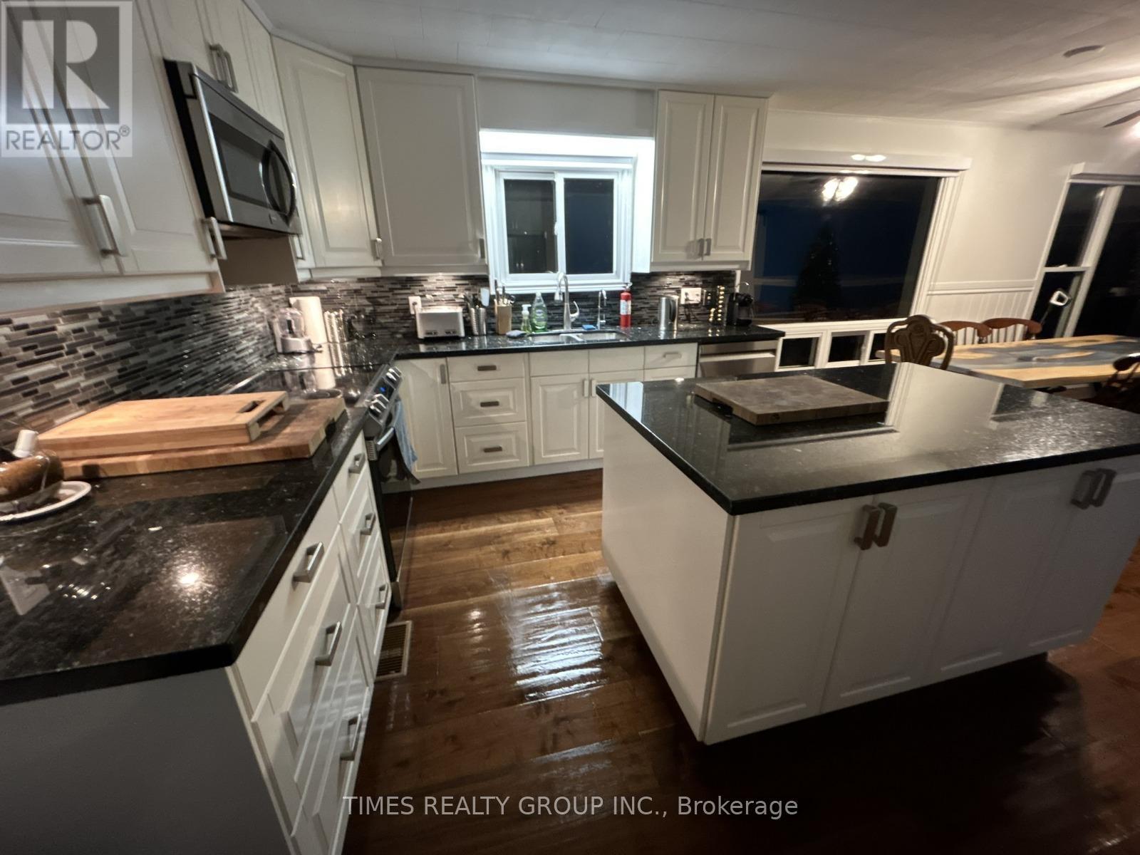 9 Bow Road, Tiny, Ontario  L9M 0B3 - Photo 15 - S12018245