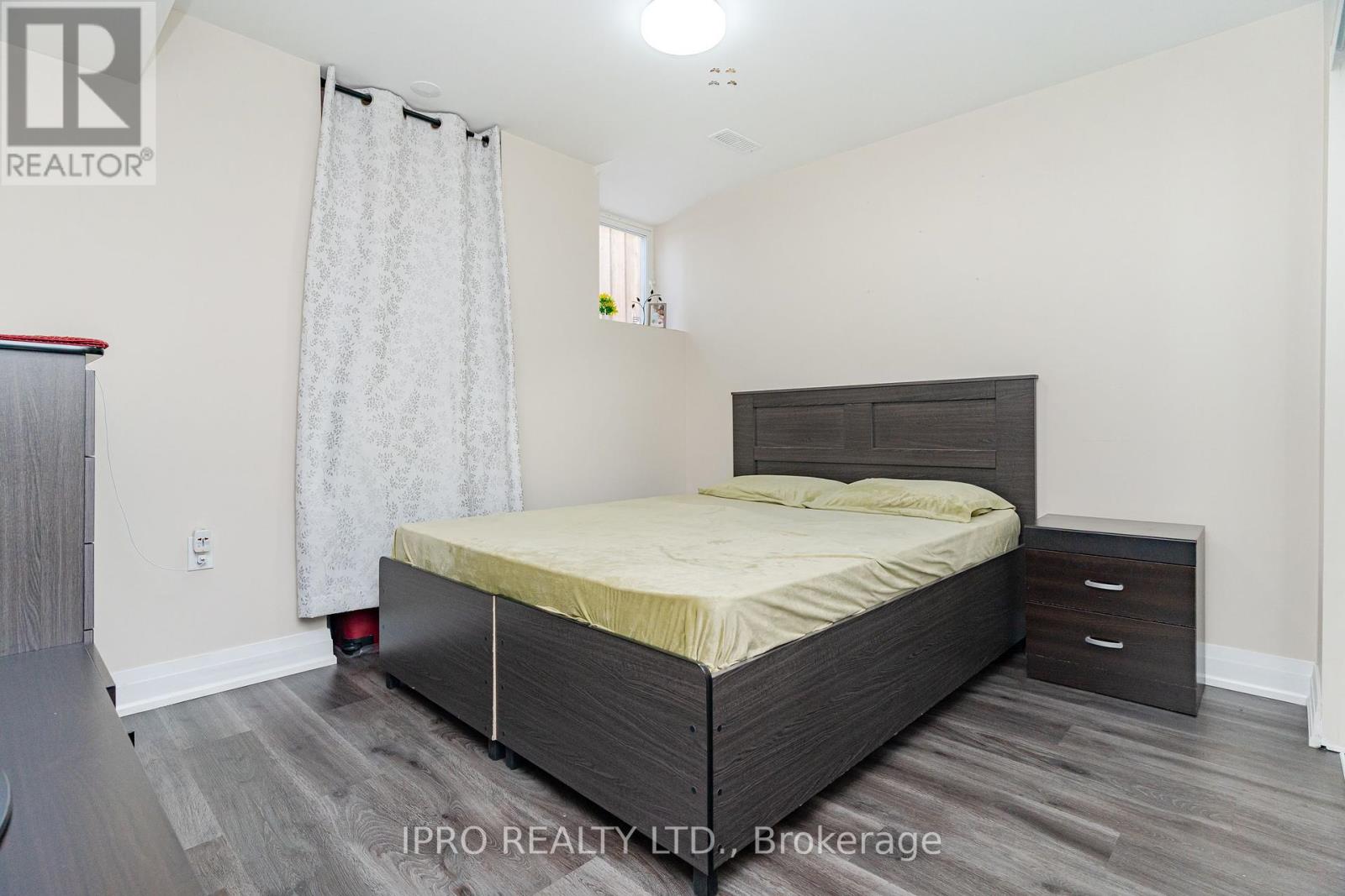 16 Action Drive, Brampton, Ontario  L7A 4X8 - Photo 33 - W12017991