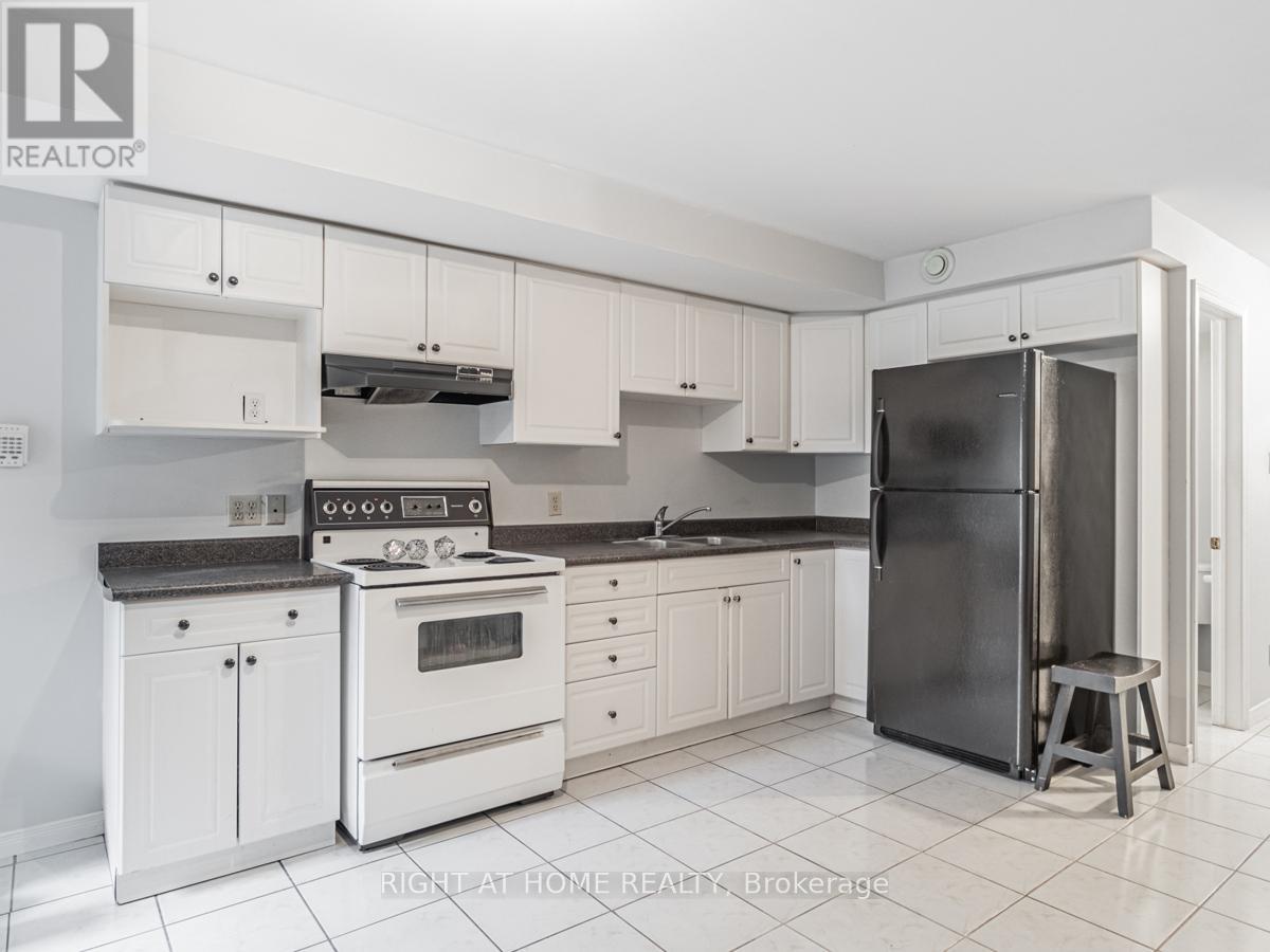 45 Rutland Street, Toronto, Ontario  M6N 5G1 - Photo 24 - W12018131