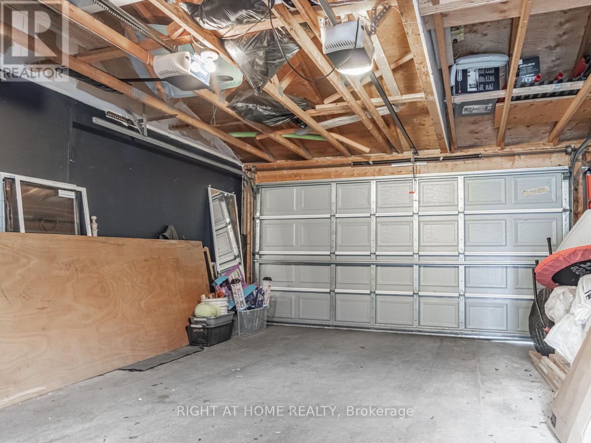 45 Rutland Street, Toronto (Weston-Pellam Park), Ontario  M6N 5G1 - Photo 32 - W12018131