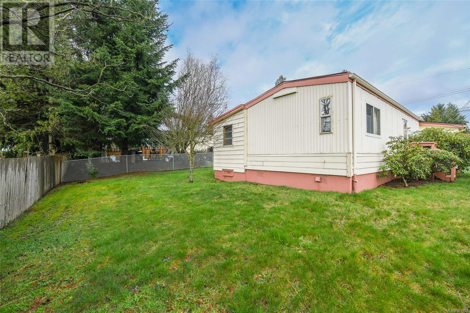 2187 6th St E, Courtenay, British Columbia  V9N 6W6 - Photo 3 - 991963