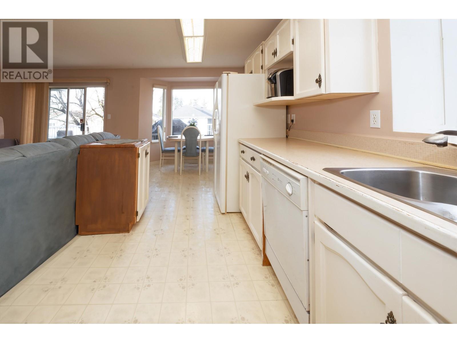 11601 Miller Street, Maple Ridge, British Columbia  V2X 0P2 - Photo 10 - R2977555