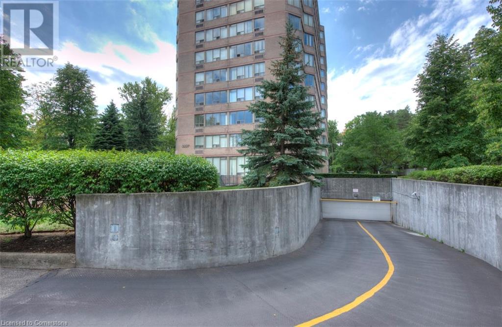 Property at 3227 KING Street E Unit# 108 image 3