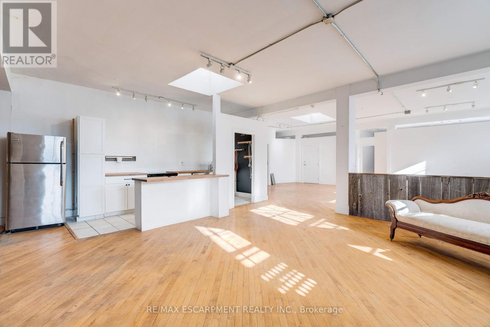 323-327 King Street, Hamilton, Ontario  L8N 1C1 - Photo 19 - X12018037