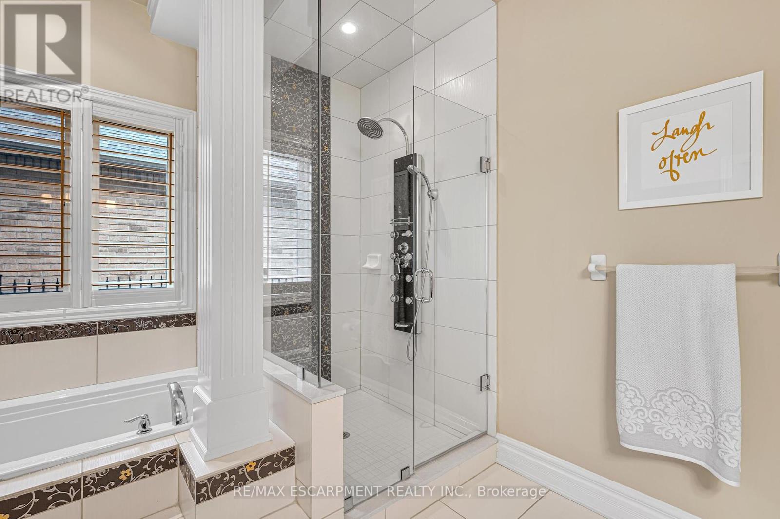 15 Silver Maple Drive, Hamilton, Ontario  L9G 0A1 - Photo 29 - X12018082