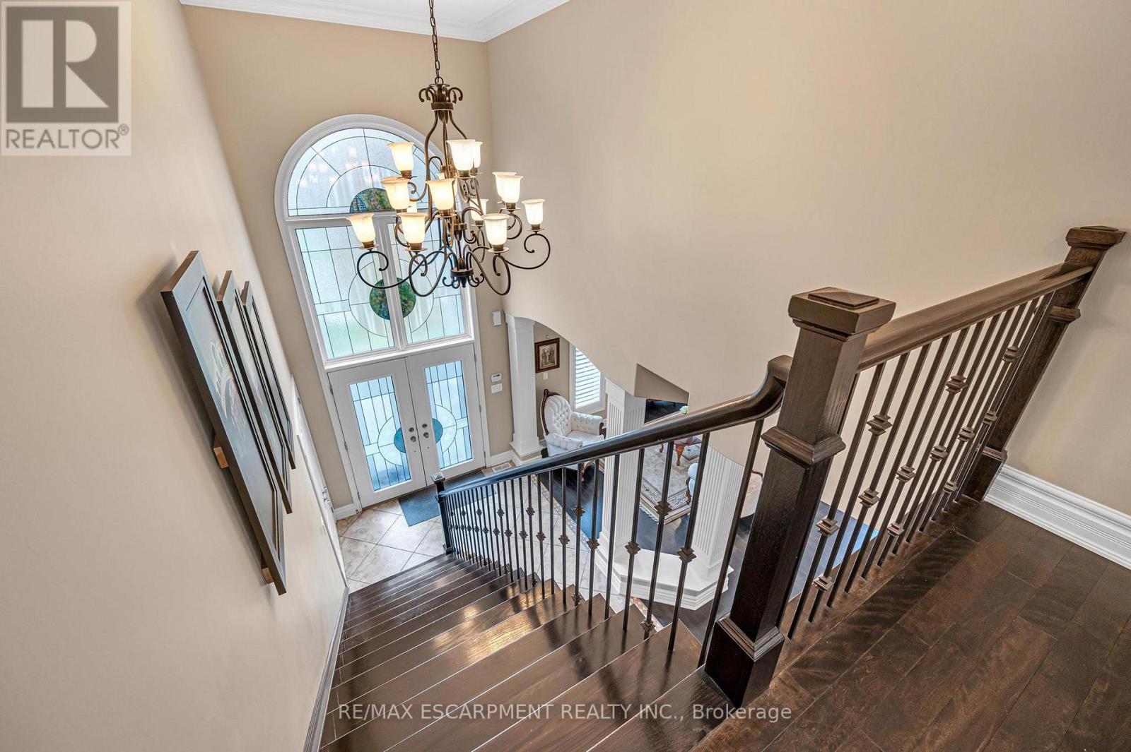 15 Silver Maple Drive, Hamilton, Ontario  L9G 0A1 - Photo 7 - X12018082