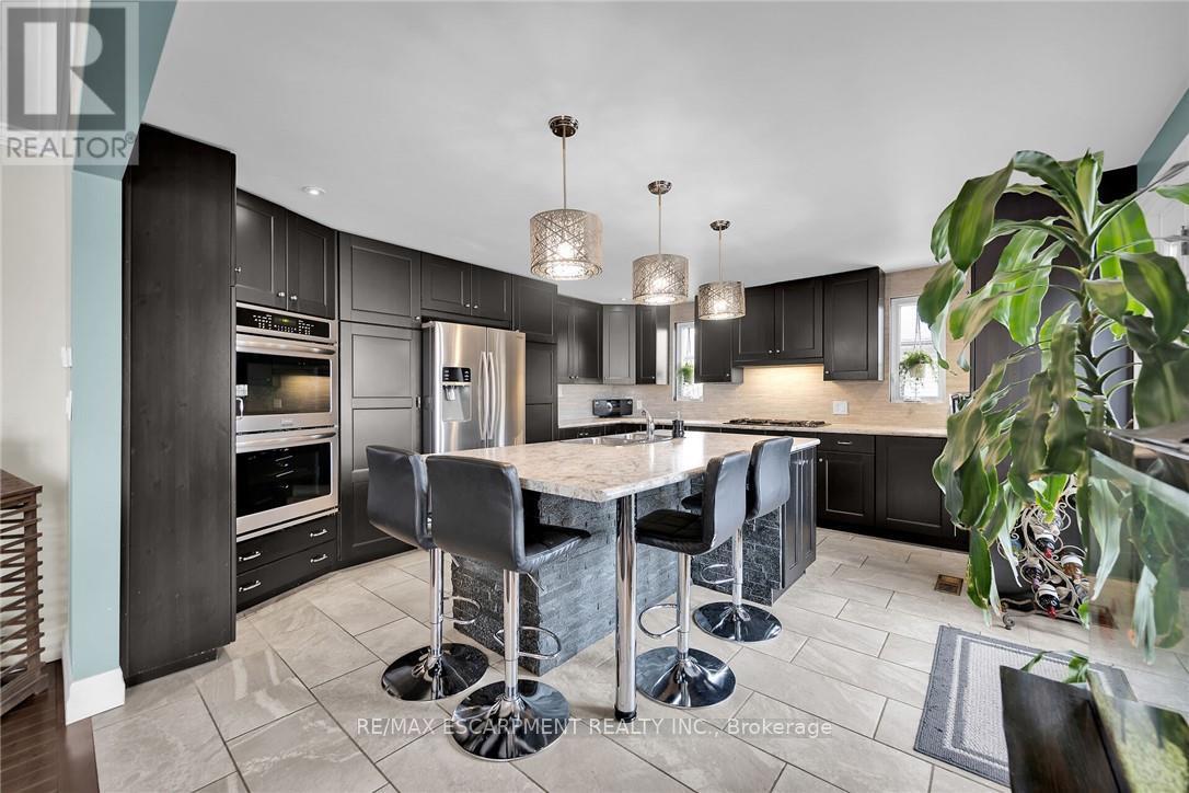 Property at 423 GEORGE STREET image 5