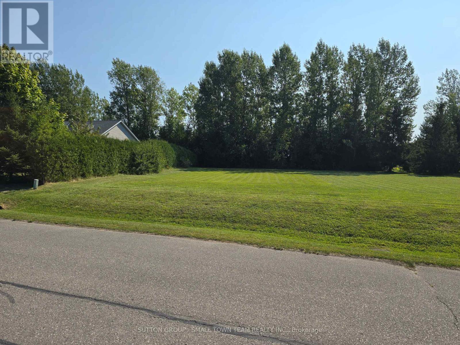 Lot 17 Sundridge Crescent, Bluewater, Ontario  N0M 1N0 - Photo 3 - X12018260