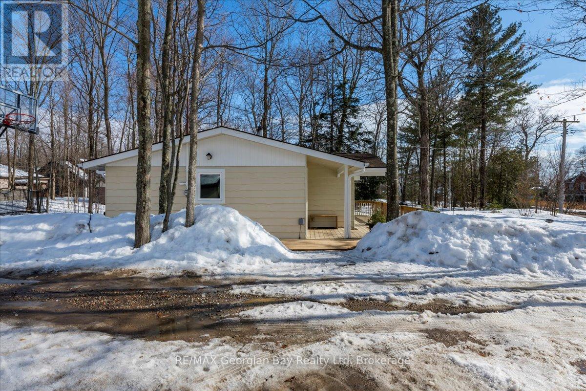 1169 Tiny Beaches Road N, Tiny, Ontario  L9M 1R3 - Photo 22 - S12018181