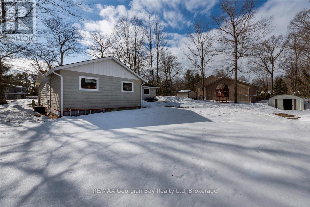 1169 Tiny Beaches Road N, Tiny, Ontario  L9M 1R3 - Photo 23 - S12018181