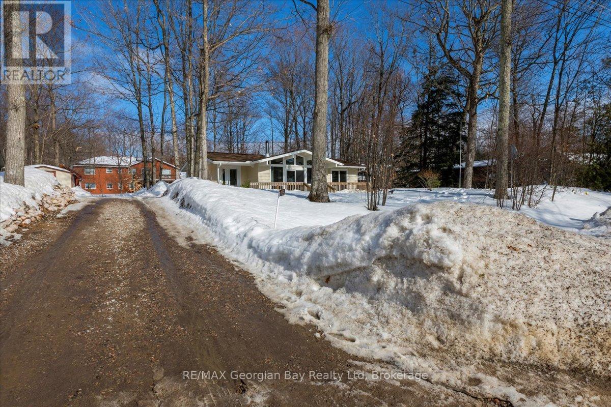 1169 Tiny Beaches Road N, Tiny, Ontario  L9M 1R3 - Photo 3 - S12018181