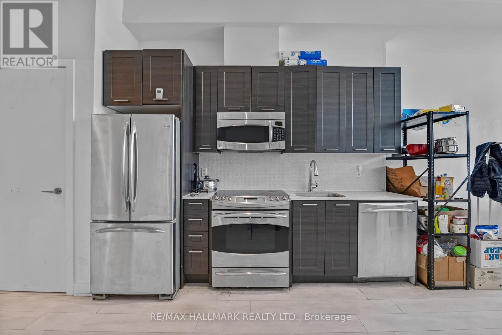 913 - 169 Fort York Boulevard, Toronto, Ontario  M5V 0C8 - Photo 7 - C12018253