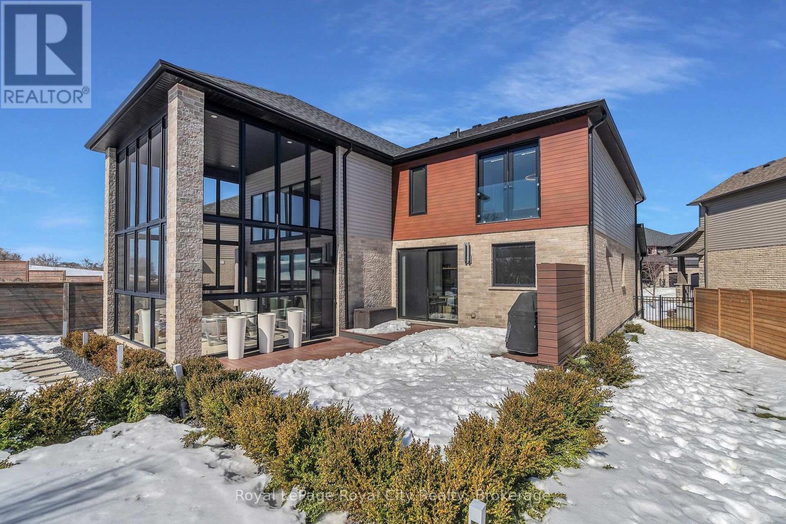 303 Gosling Gardens, Guelph, Ontario  N1L 0M1 - Photo 33 - X12018127