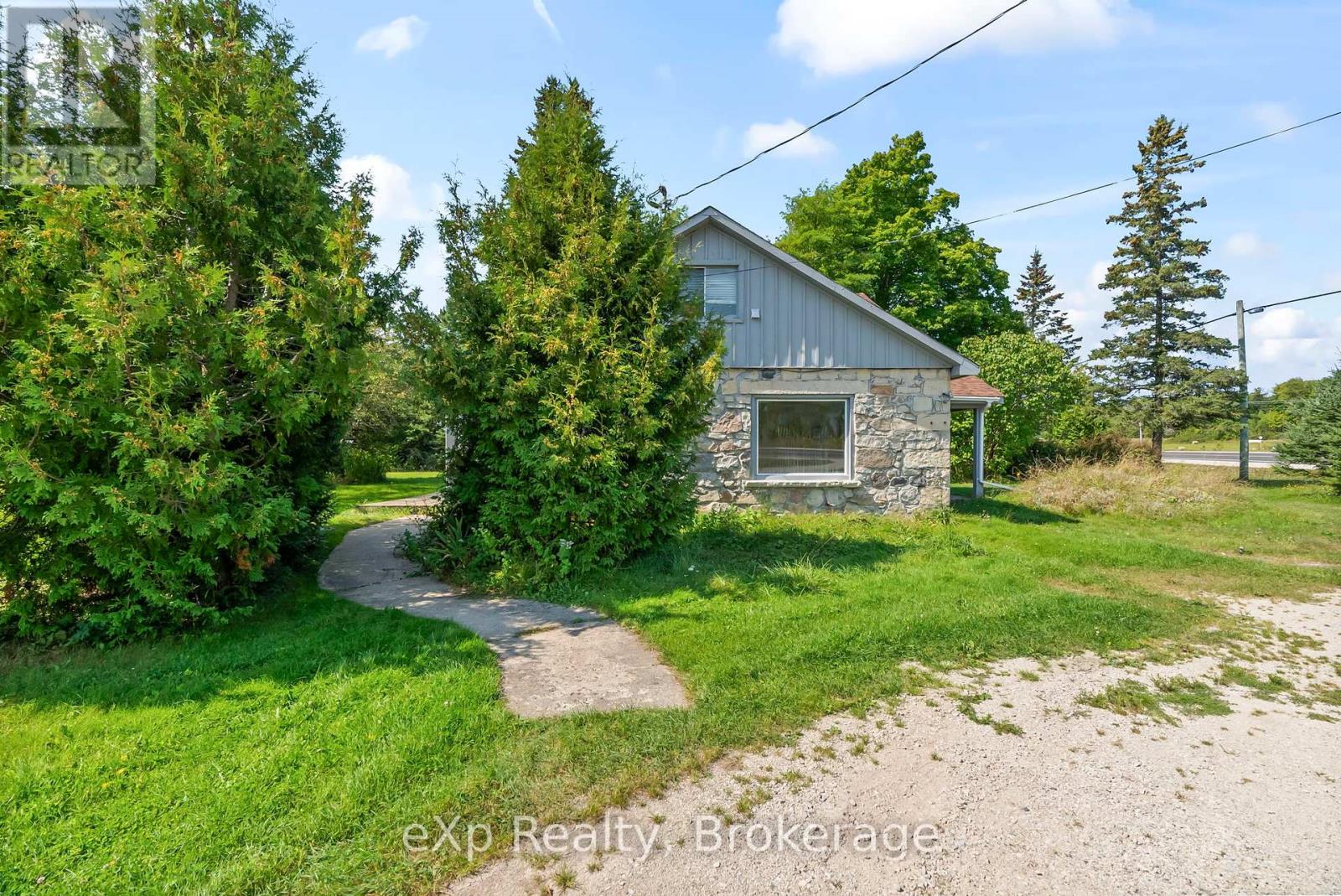 217 Highway 6, South Bruce Peninsula, Ontario  N0H 2T0 - Photo 12 - X12018213