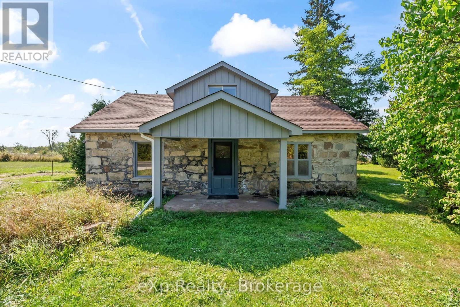 217 Highway 6, South Bruce Peninsula, Ontario  N0H 2T0 - Photo 2 - X12018213