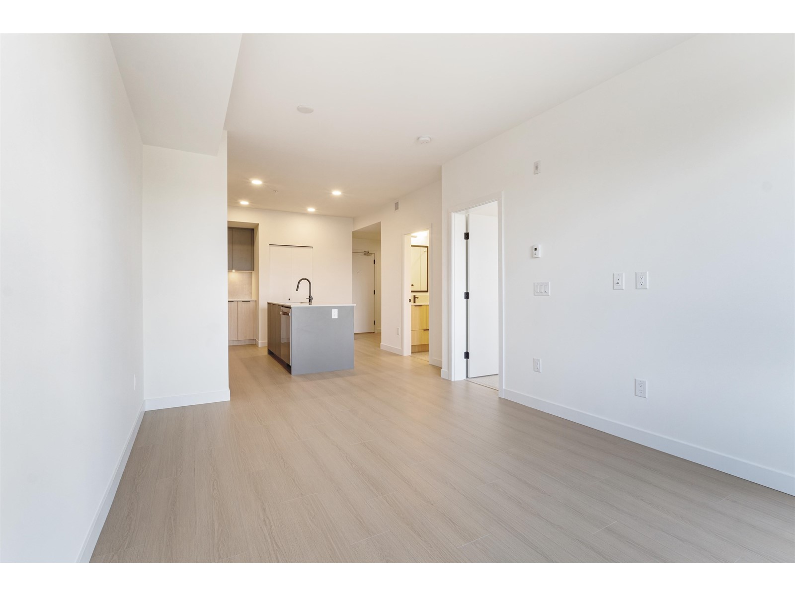 412 13439 94a Avenue, Surrey, British Columbia  V3V 0G9 - Photo 12 - R2977740